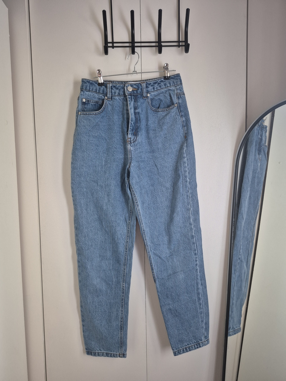 twik High-Rise Light Blue Mom Jeans